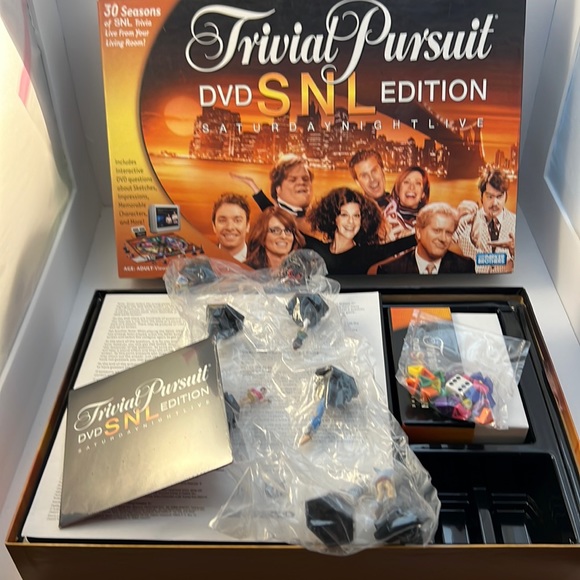 Trivial Pursuit DVD SNL Edition Saturday Night Live Parker Brothers 2004 Game - Picture 1 of 16